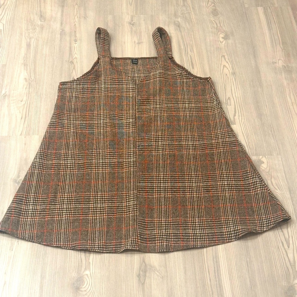 SHEIN Plaid V-Neck Jumper